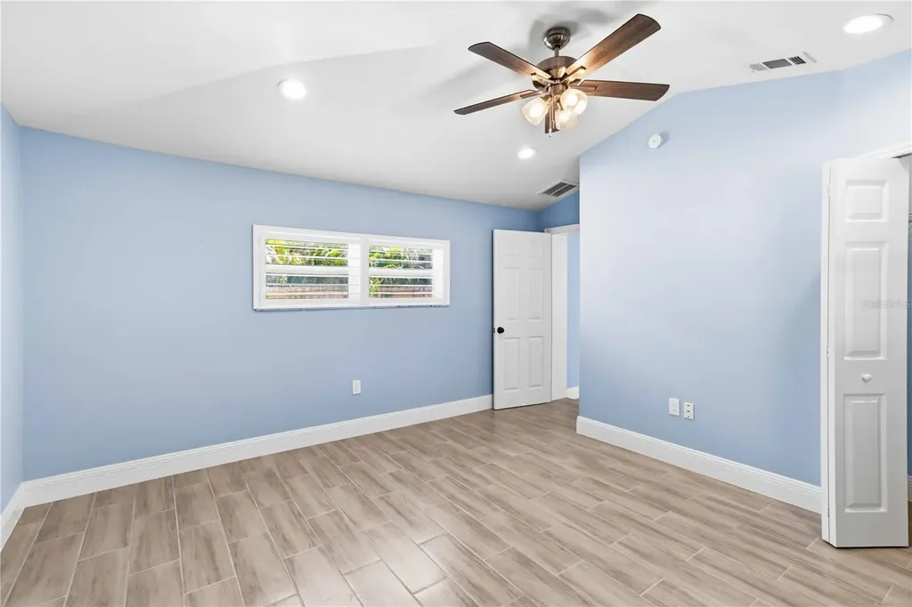 4001 Arkansas Avenue NE St Petersburg FL 33703