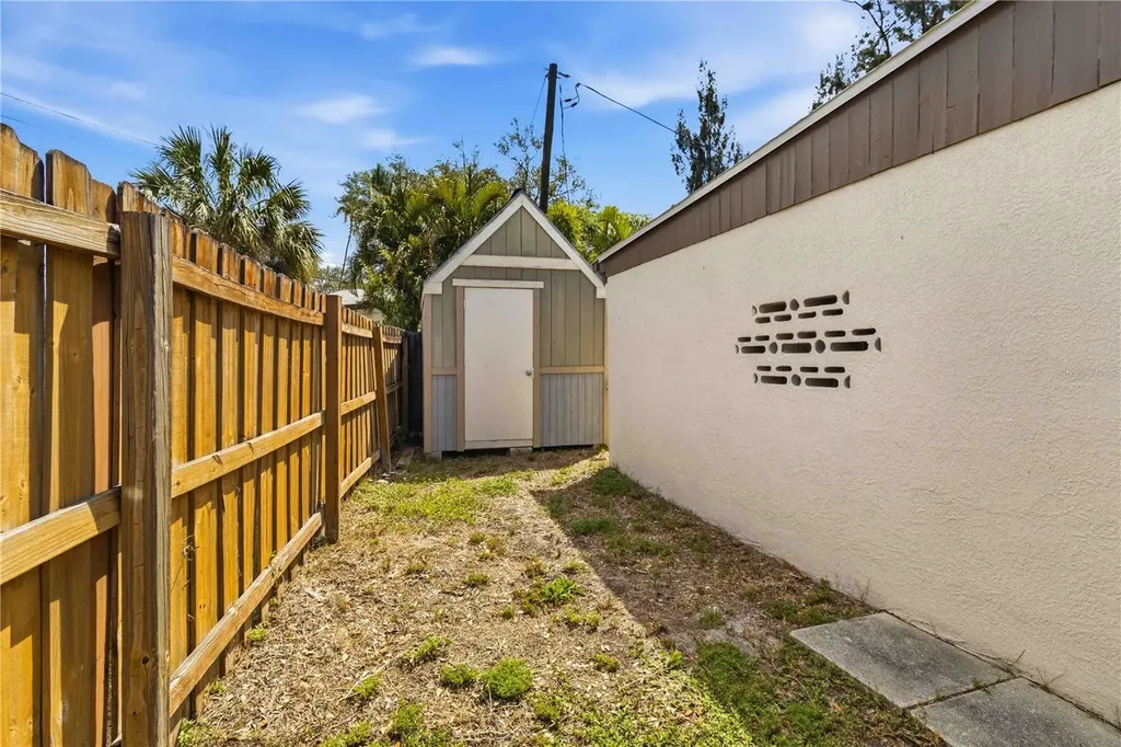 4001 Arkansas Avenue NE St Petersburg FL 33703
