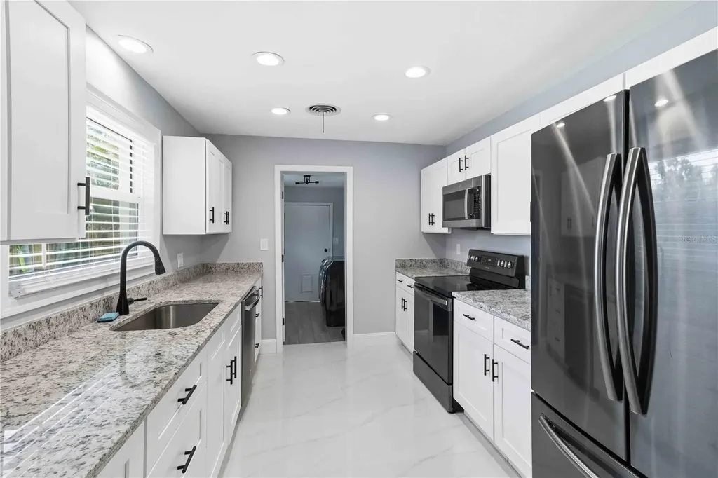 4001 Arkansas Avenue NE St Petersburg FL 33703