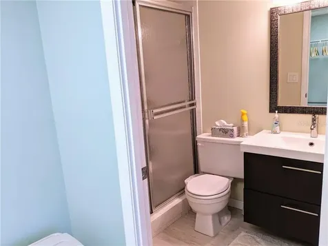 3668 Lake Bayshore Drive Bradenton FL 34205