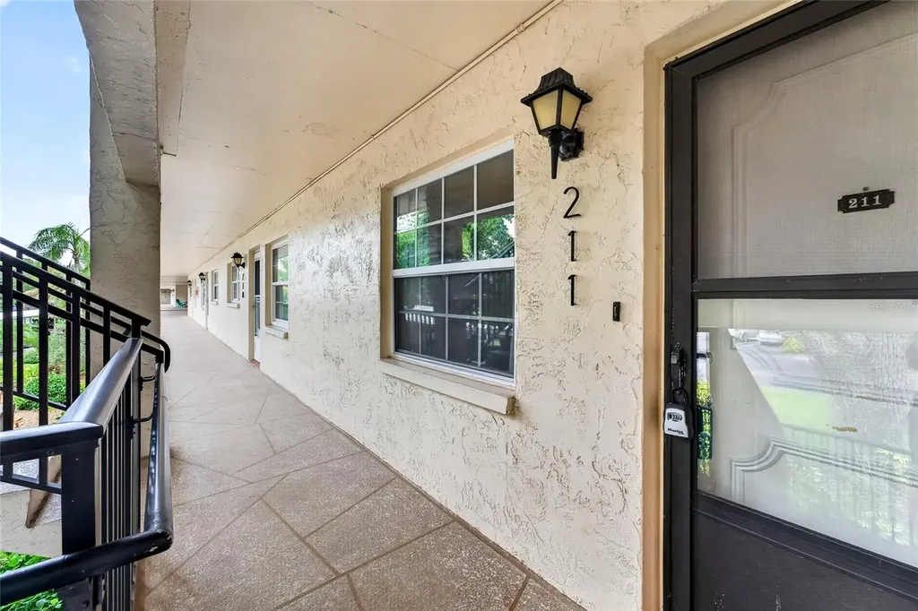 860 Virginia Street Dunedin FL 34698