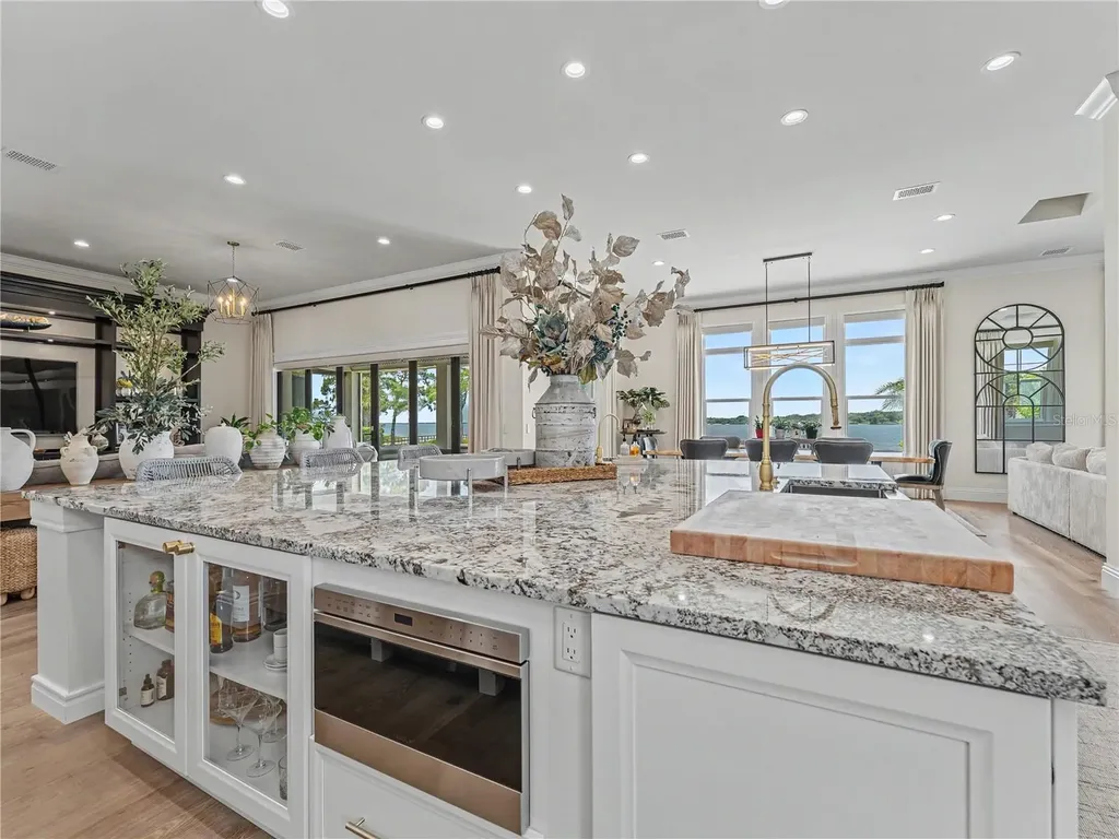 732 Shore Drive E Oldsmar FL 34677