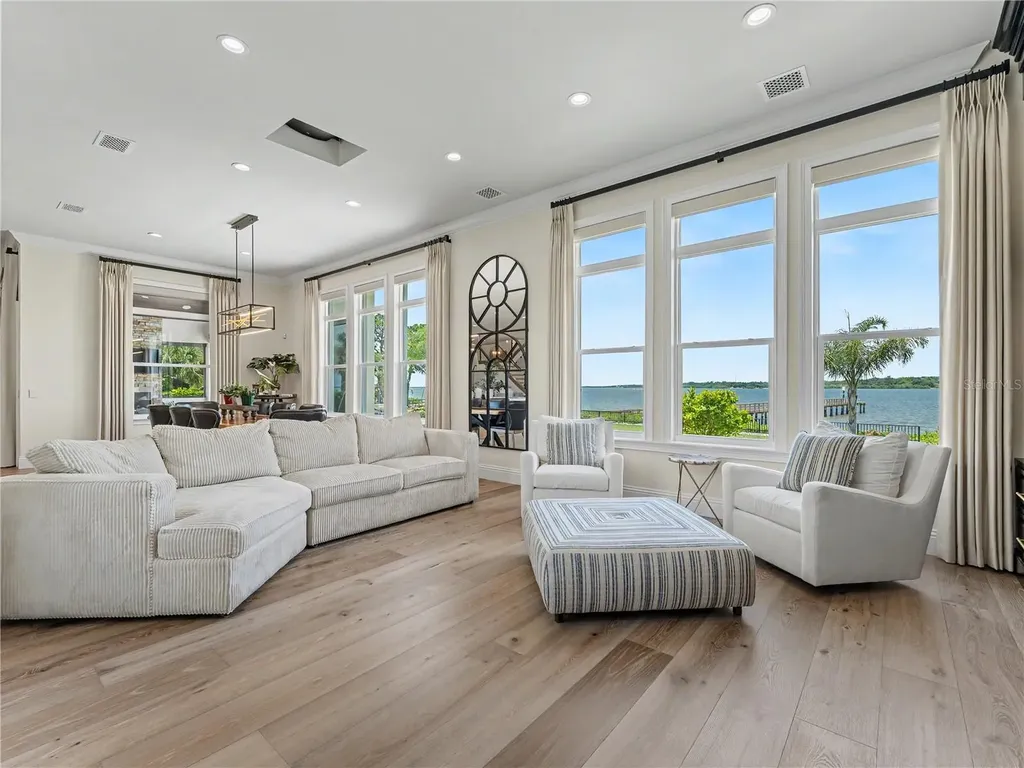 732 Shore Drive E Oldsmar FL 34677