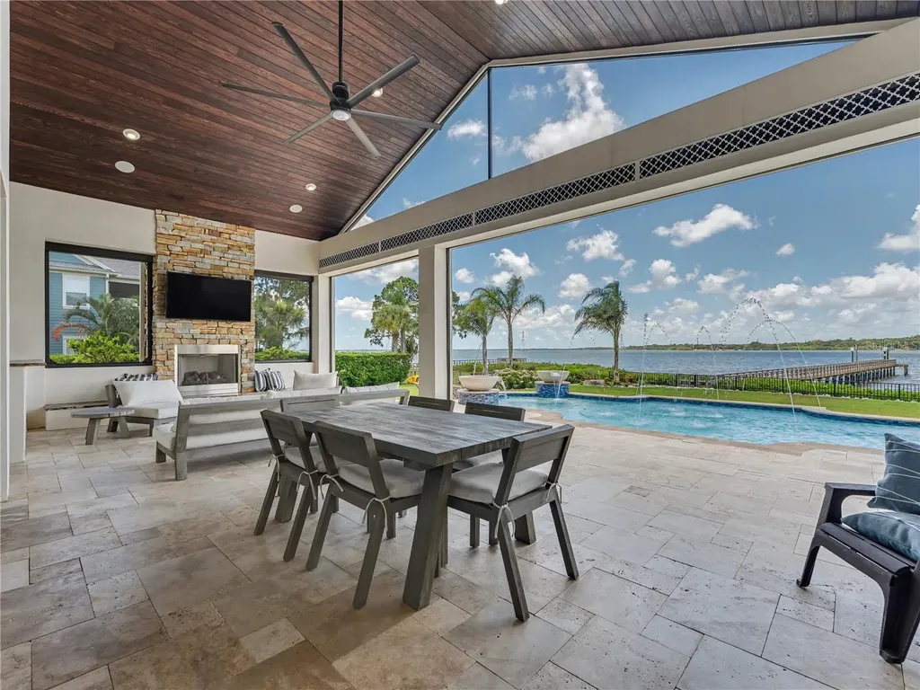 732 Shore Drive E Oldsmar FL 34677