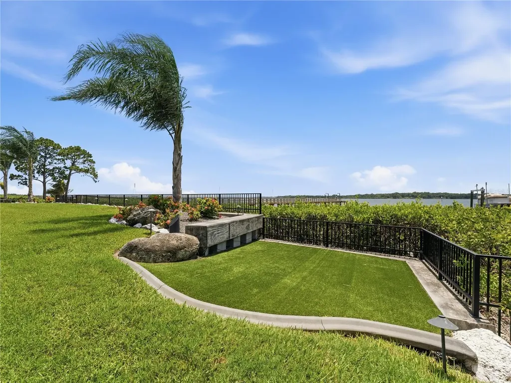 732 Shore Drive E Oldsmar FL 34677