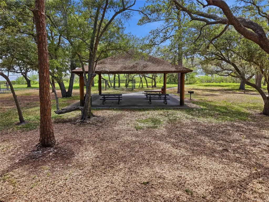 732 Shore Drive E Oldsmar FL 34677