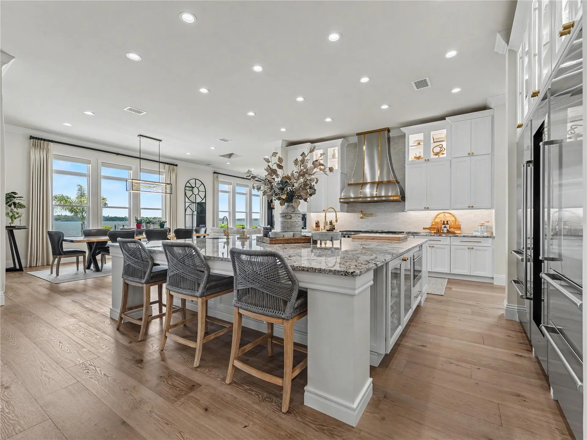732 Shore Drive E Oldsmar FL 34677