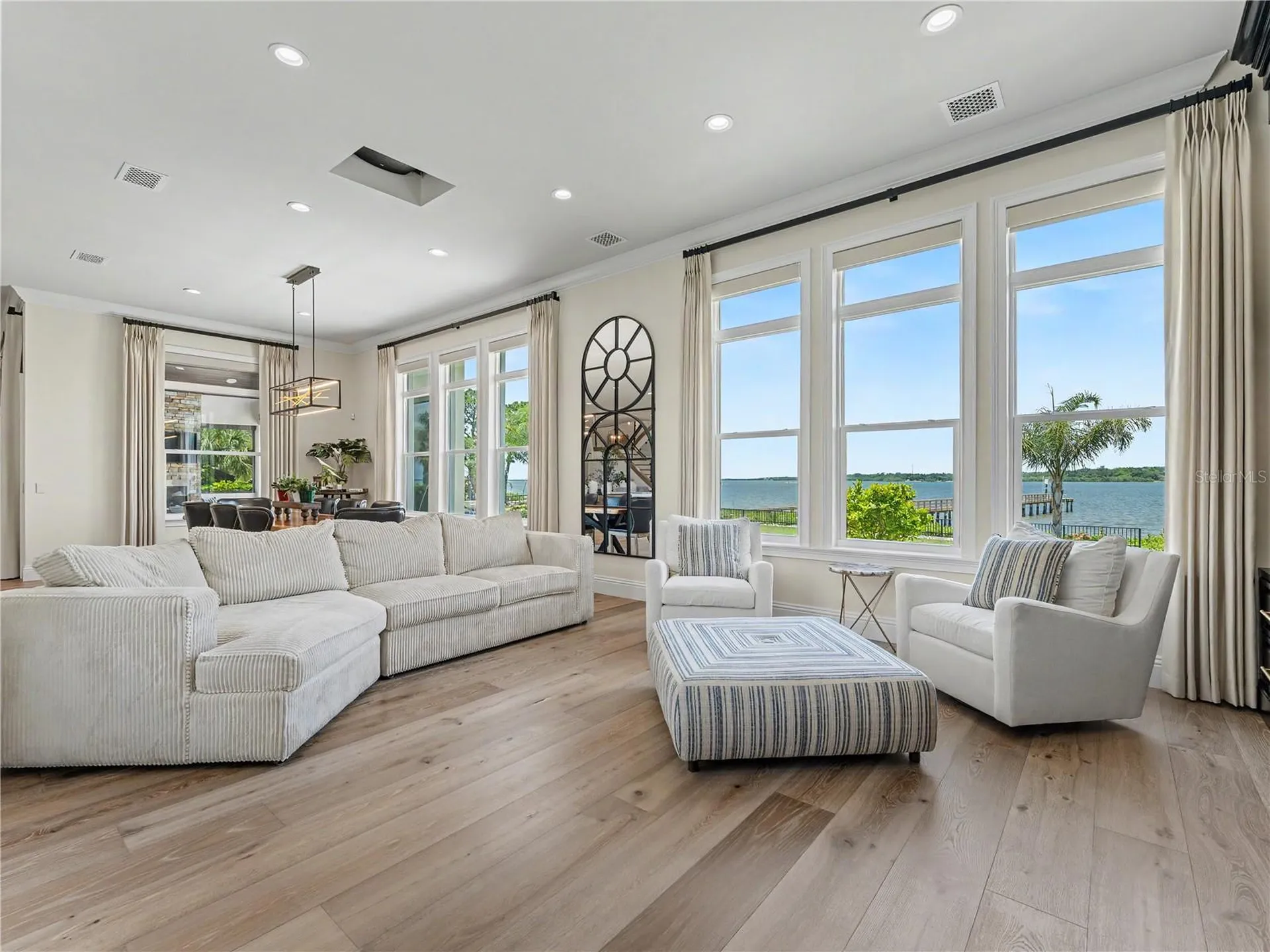 732 Shore Drive E Oldsmar FL 34677