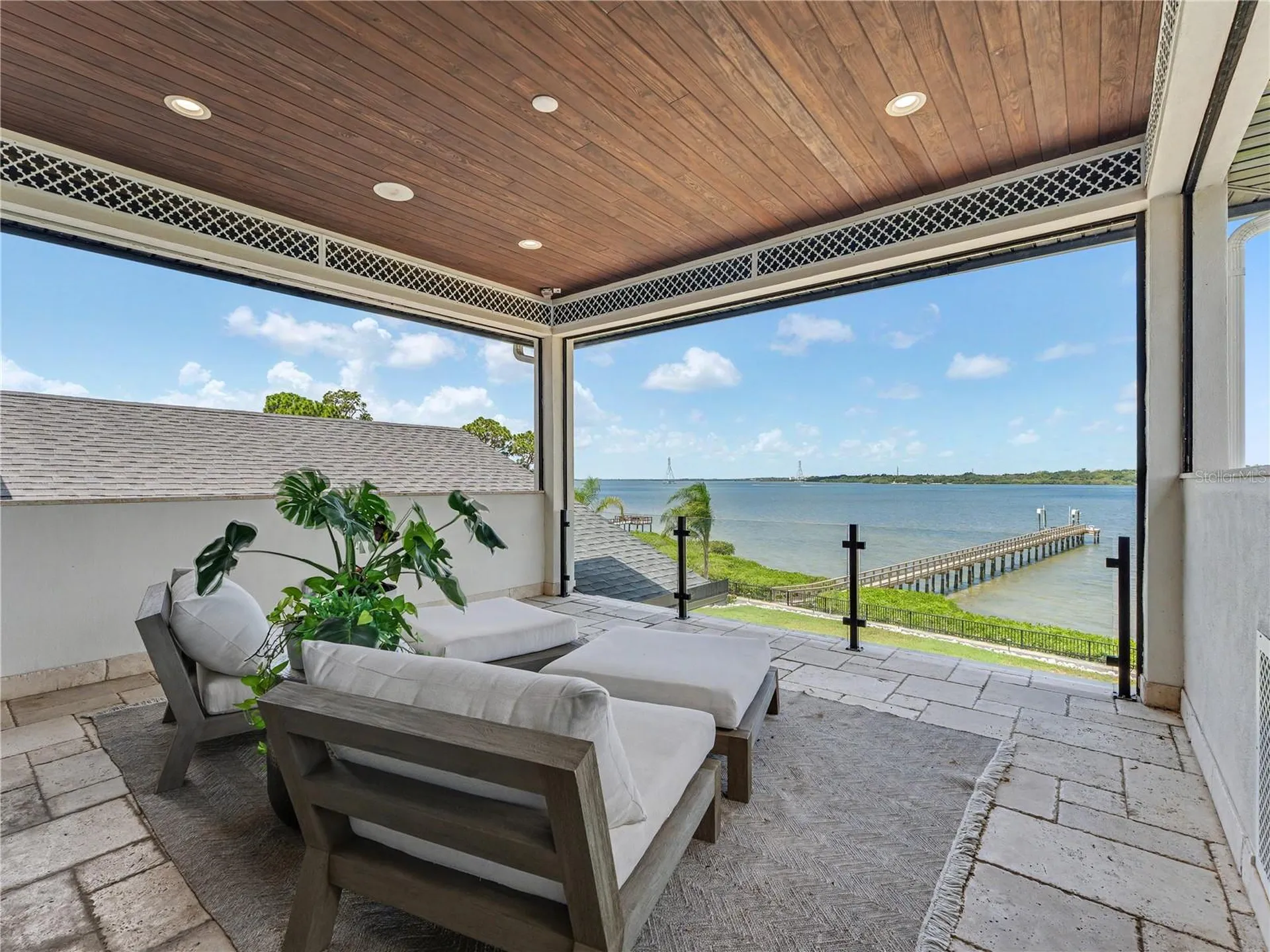 732 Shore Drive E Oldsmar FL 34677