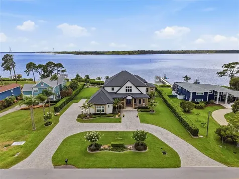 732 Shore Drive E Oldsmar FL 34677