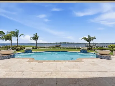 732 Shore Drive E Oldsmar FL 34677