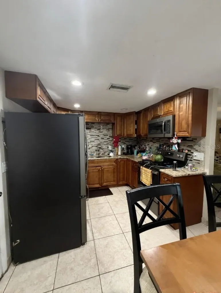 6610 W Chelsea Street Tampa FL 33634