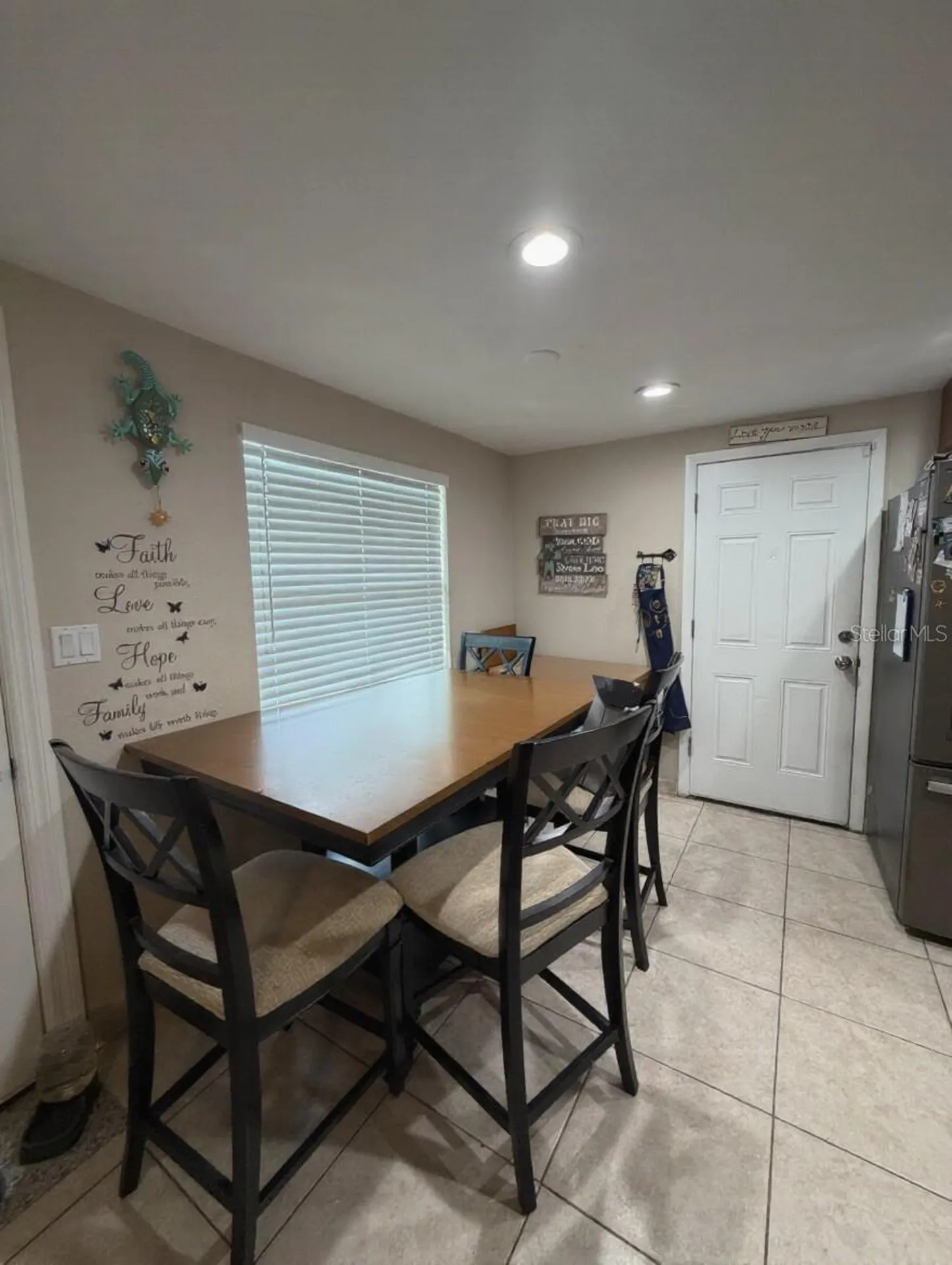 6610 W Chelsea Street Tampa FL 33634