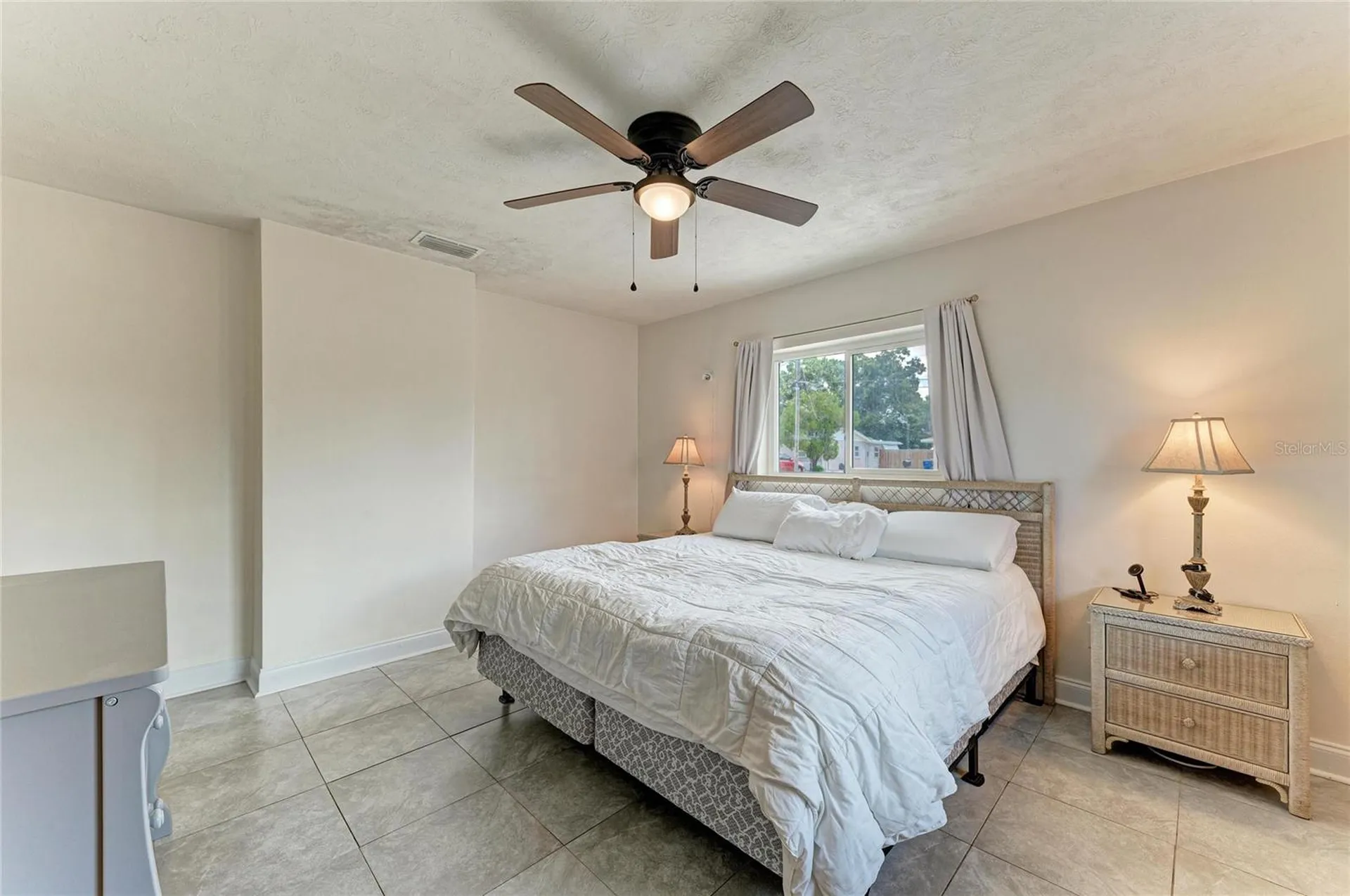 5510 21st Street Court W Bradenton FL 34207