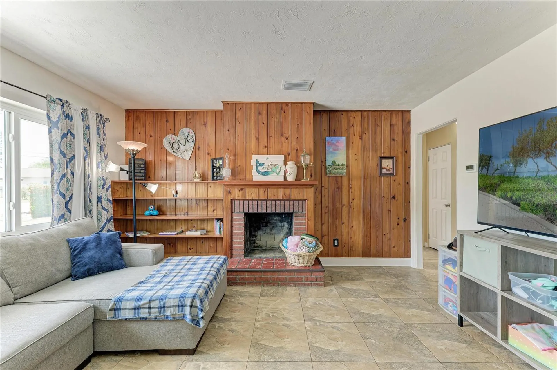 5510 21st Street Court W Bradenton FL 34207