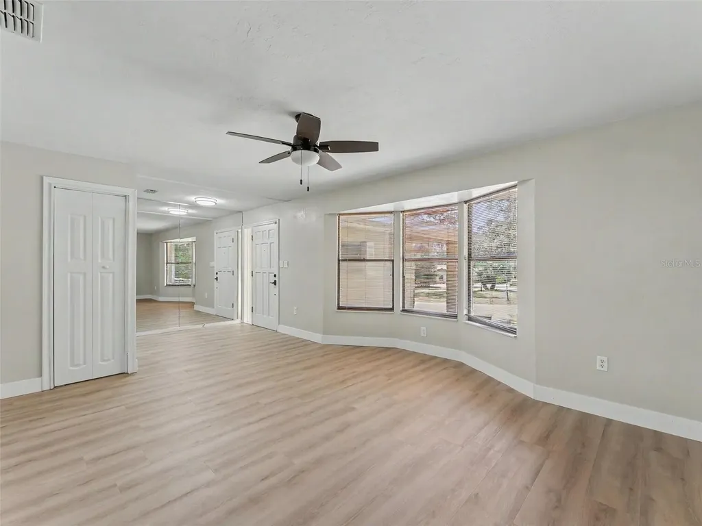 162 W Massachusetts Street Hernando FL 34442