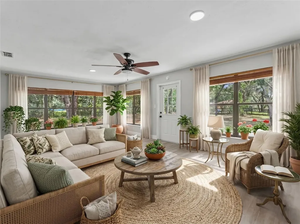 162 W Massachusetts Street Hernando FL 34442