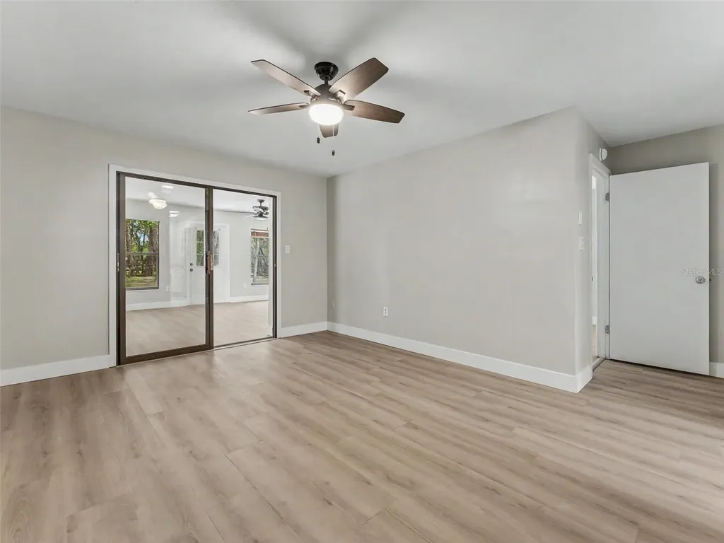 162 W Massachusetts Street Hernando FL 34442