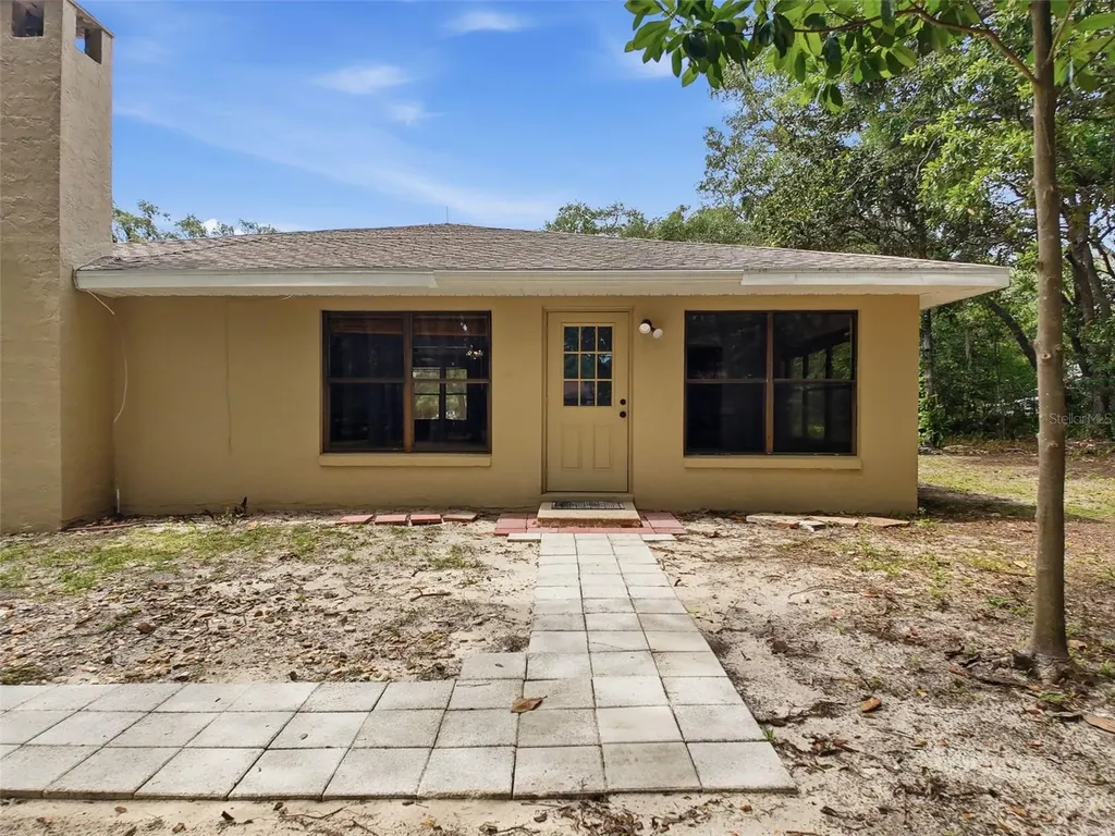 162 W Massachusetts Street Hernando FL 34442