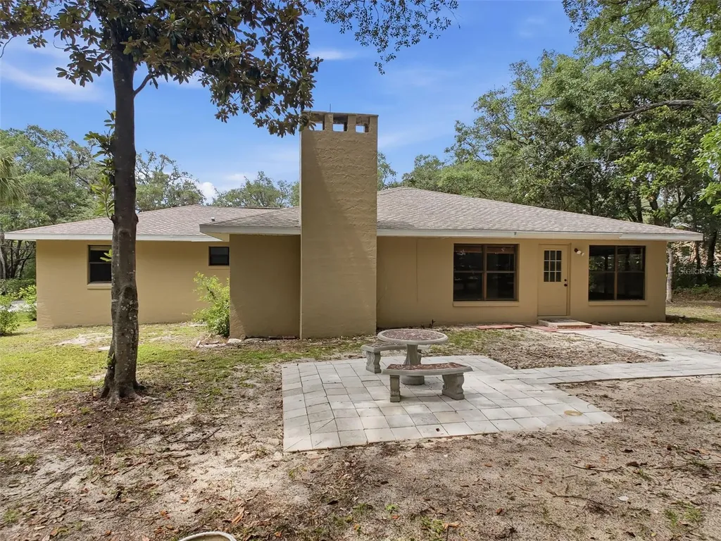 162 W Massachusetts Street Hernando FL 34442