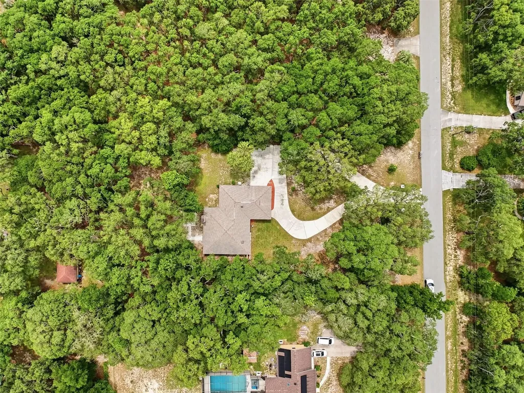 162 W Massachusetts Street Hernando FL 34442