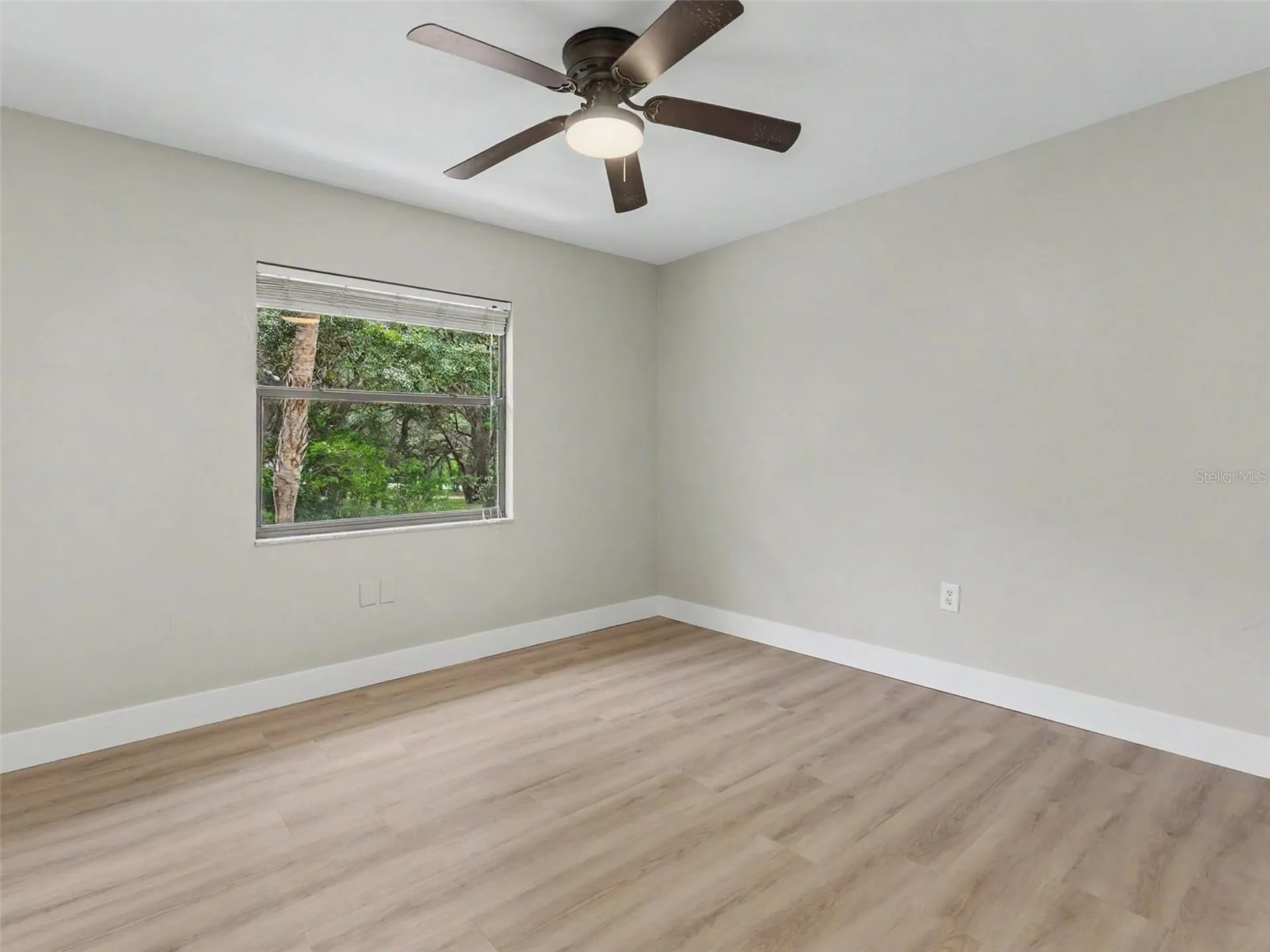 162 W Massachusetts Street Hernando FL 34442