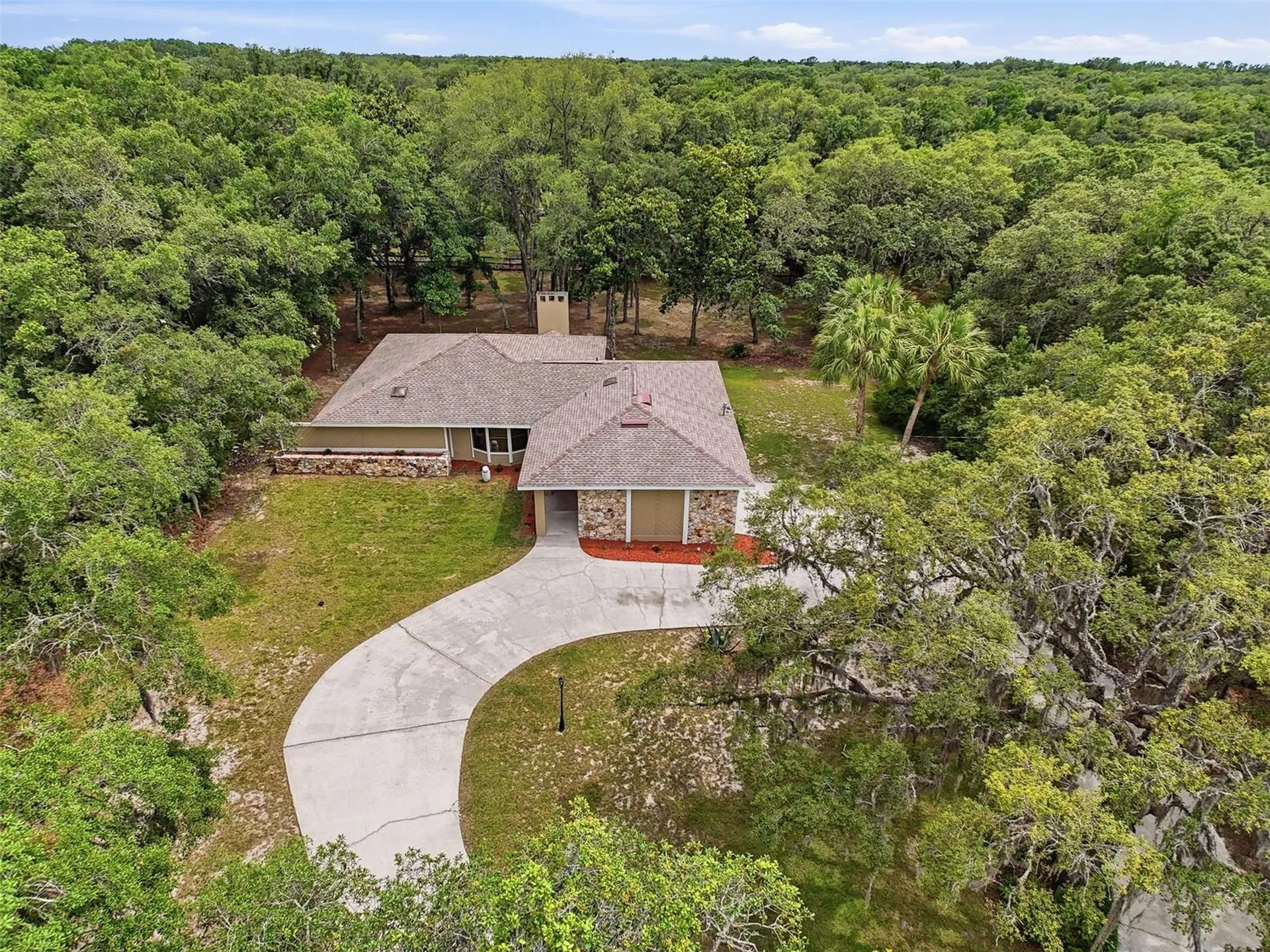 162 W Massachusetts Street Hernando FL 34442
