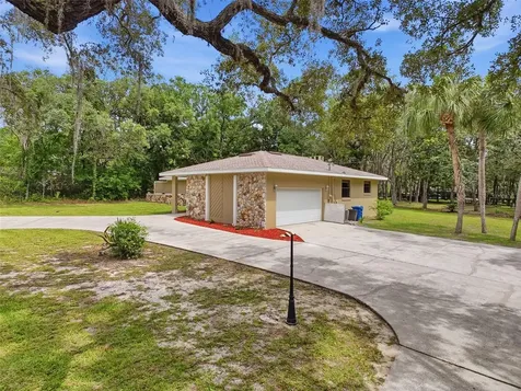 162 W Massachusetts Street Hernando FL 34442