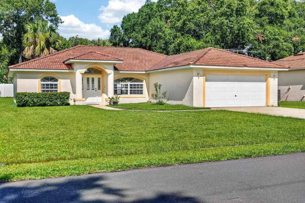 8 Pillory Lane Palm Coast FL 32164