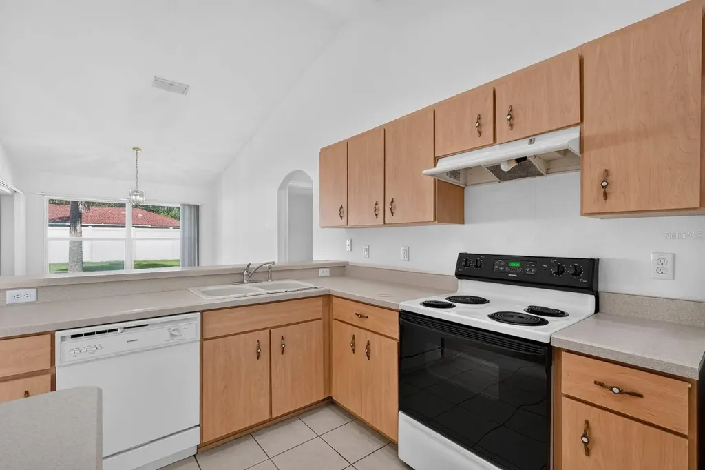 8 Pillory Lane Palm Coast FL 32164