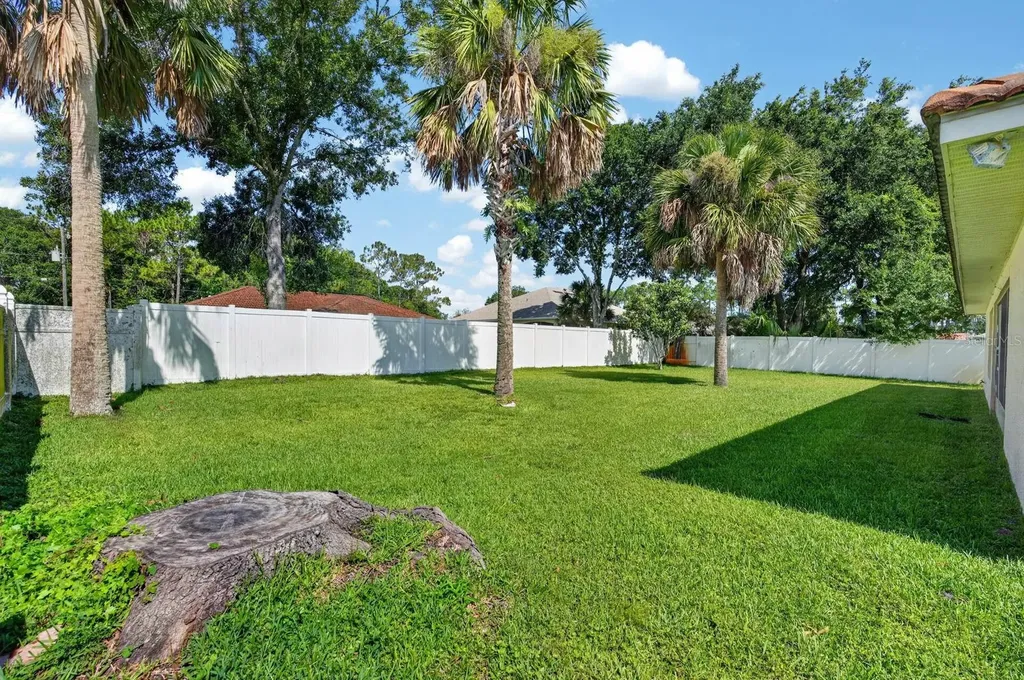 8 Pillory Lane Palm Coast FL 32164