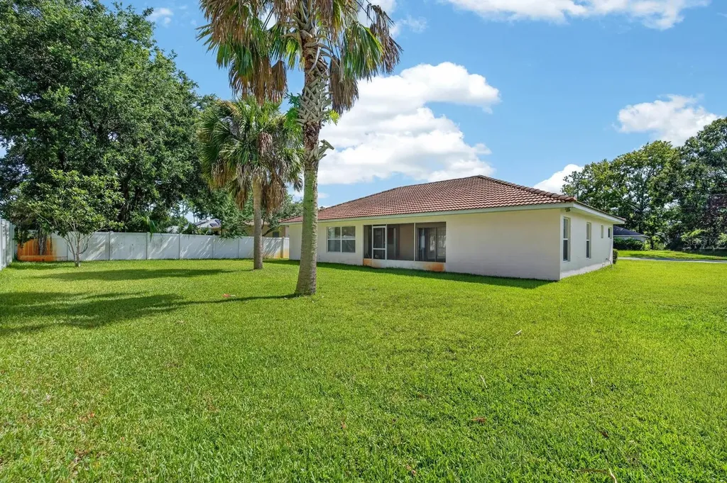 8 Pillory Lane Palm Coast FL 32164