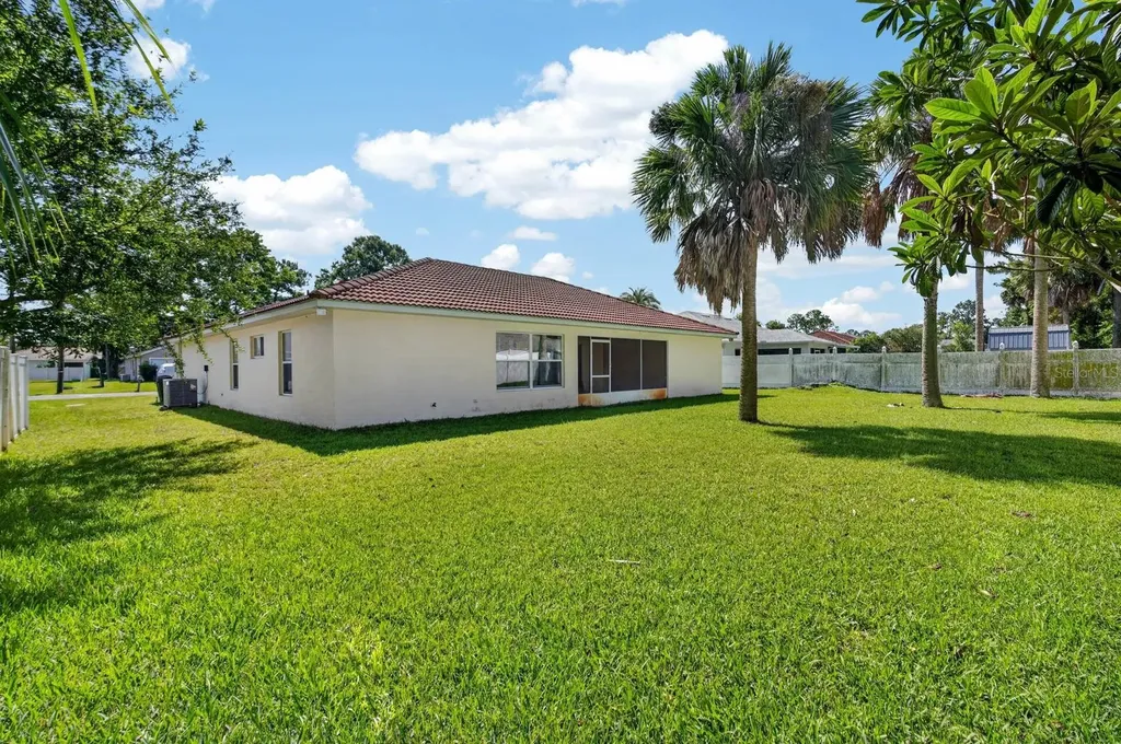 8 Pillory Lane Palm Coast FL 32164