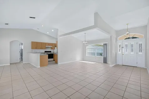 8 Pillory Lane Palm Coast FL 32164