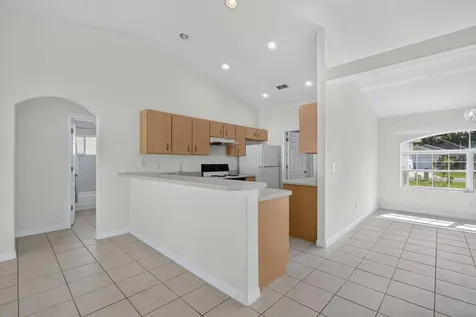 8 Pillory Lane Palm Coast FL 32164