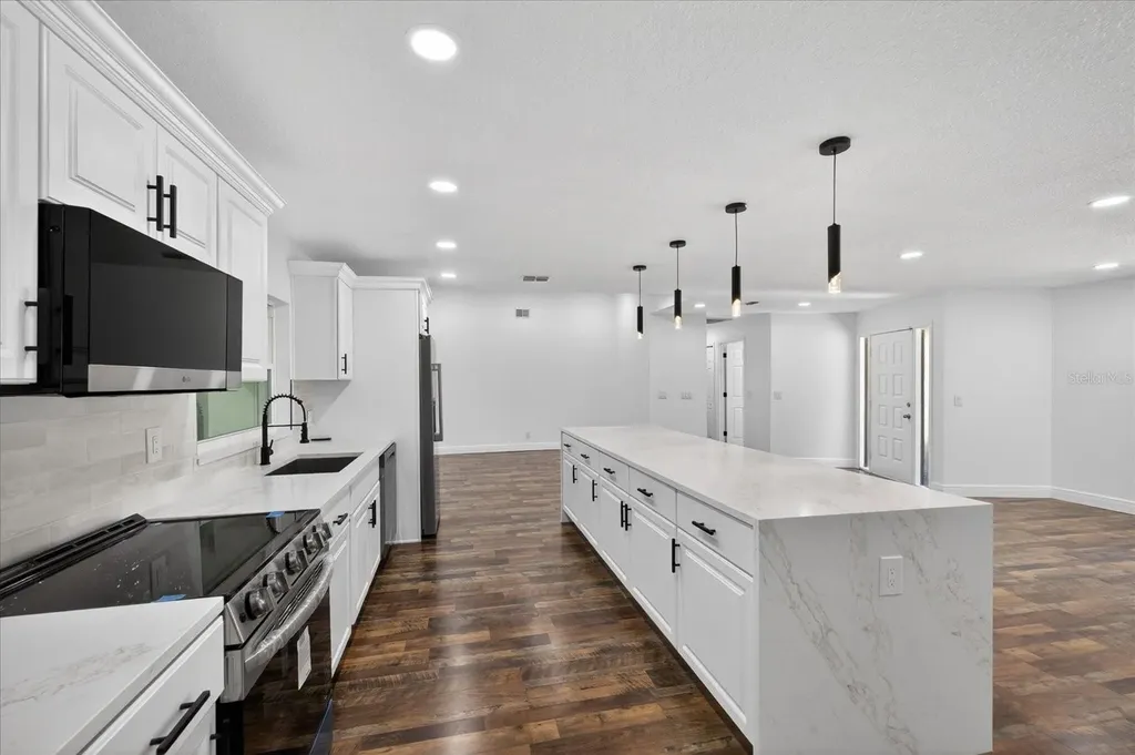 56 Bay Woods Drive Safety Harbor FL 34695