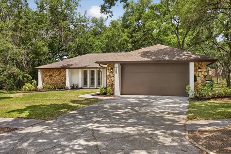 56 Bay Woods Drive Safety Harbor FL 34695