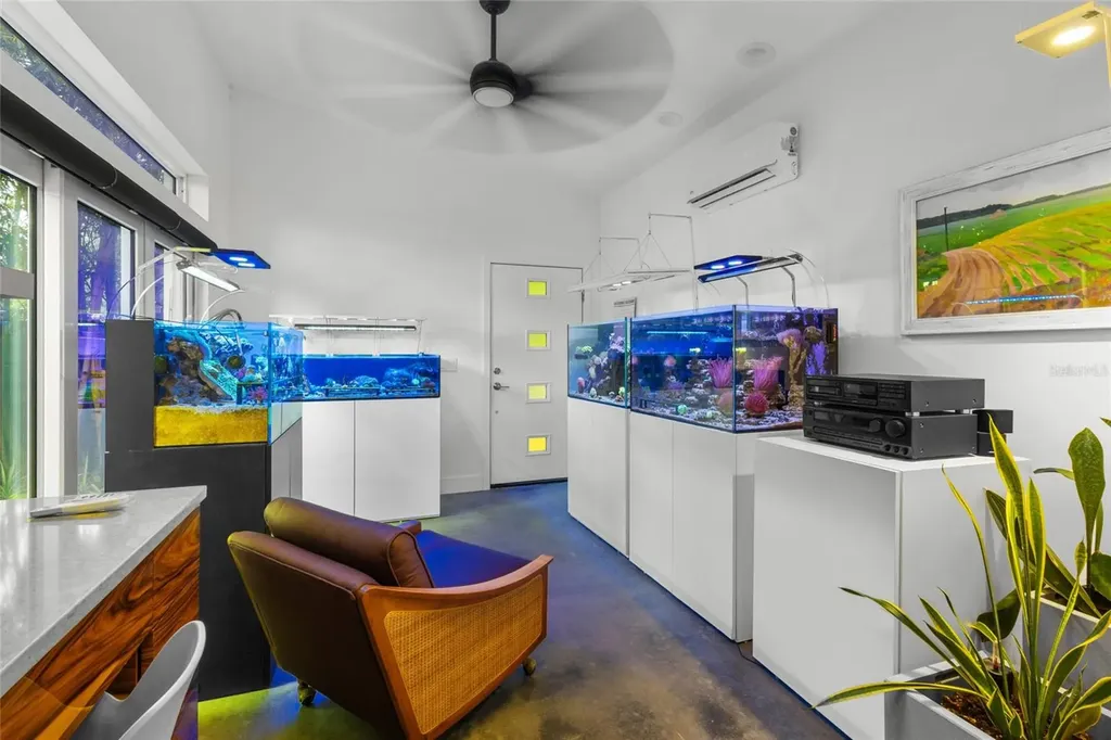 2605 Botany Avenue Sarasota FL 34239