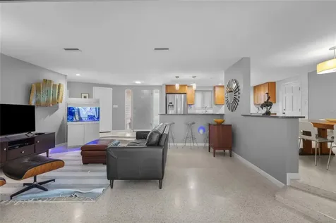 2605 Botany Avenue Sarasota FL 34239