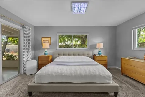 2605 Botany Avenue Sarasota FL 34239