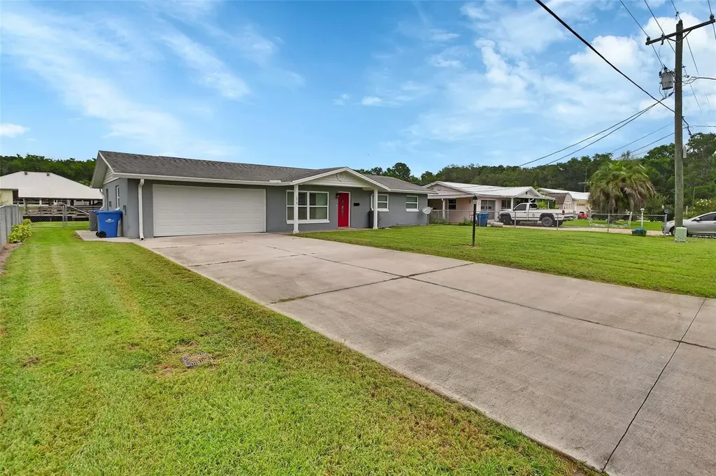 1610 Juno Trail Astor FL 32102