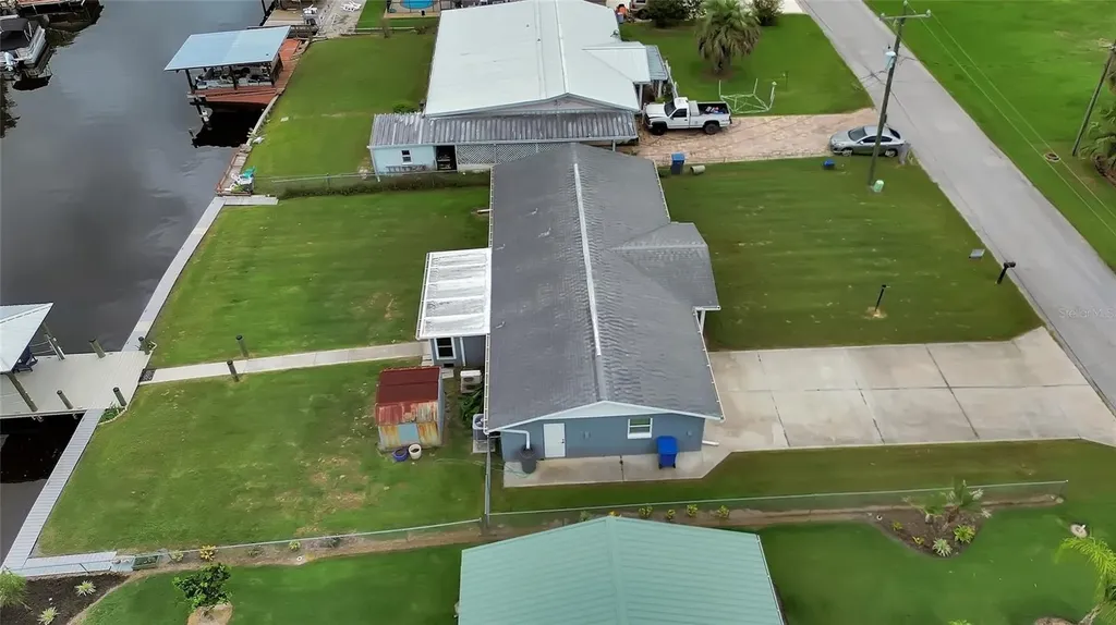 1610 Juno Trail Astor FL 32102