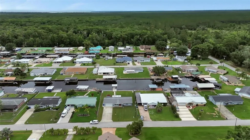 1610 Juno Trail Astor FL 32102