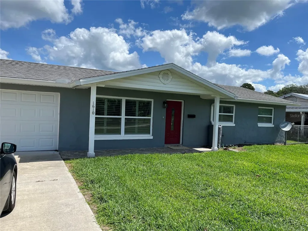 1610 Juno Trail Astor FL 32102