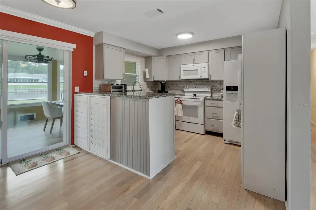 1610 Juno Trail Astor FL 32102