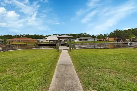 1610 Juno Trail Astor FL 32102