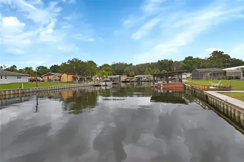 1610 Juno Trail Astor FL 32102