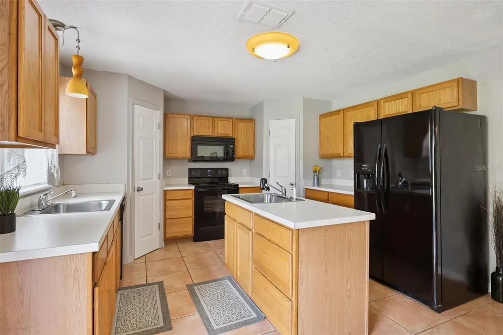 670 Brown Bear Court St Cloud FL 34772