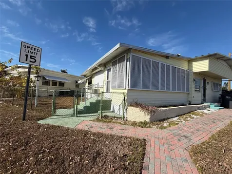 503 51st Avenue Plaza W Bradenton FL 34207