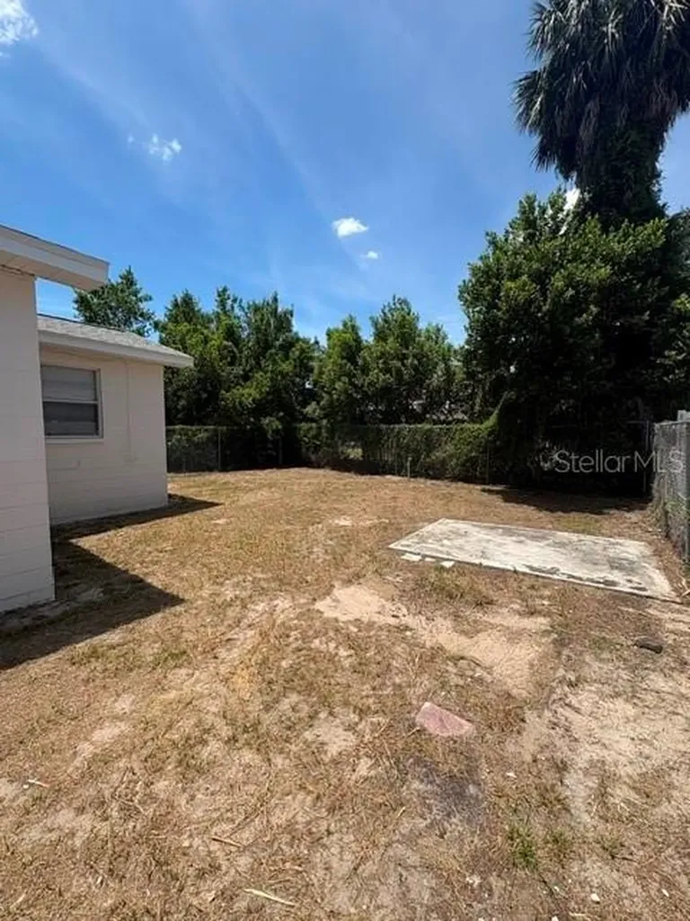 1014 E Okaloosa Avenue Tampa FL 33604